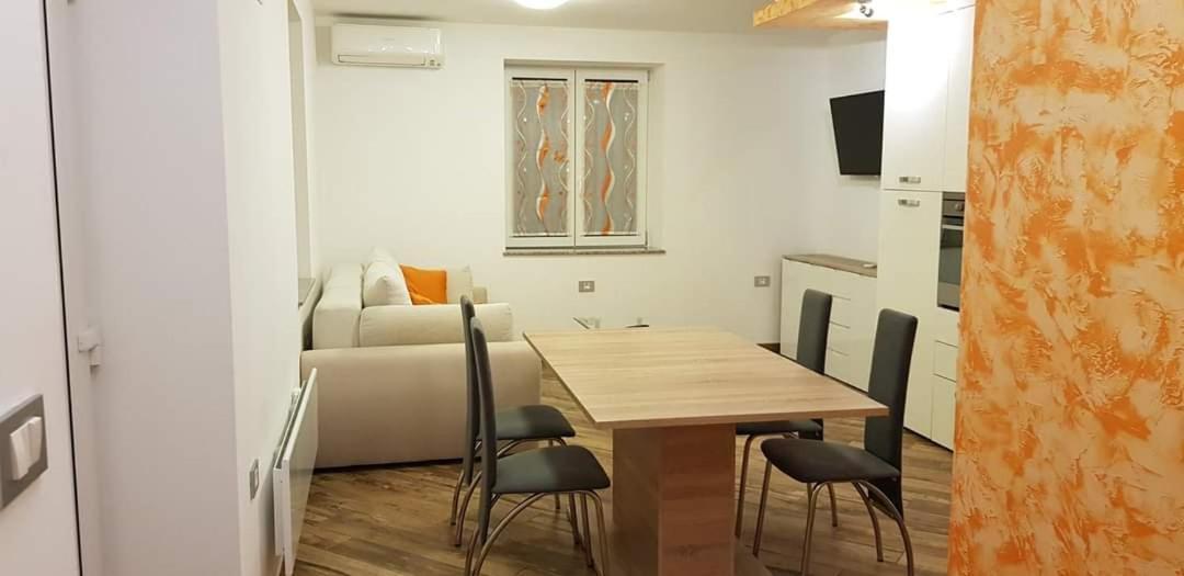 Apartments Villa Irena 코페르 외부 사진