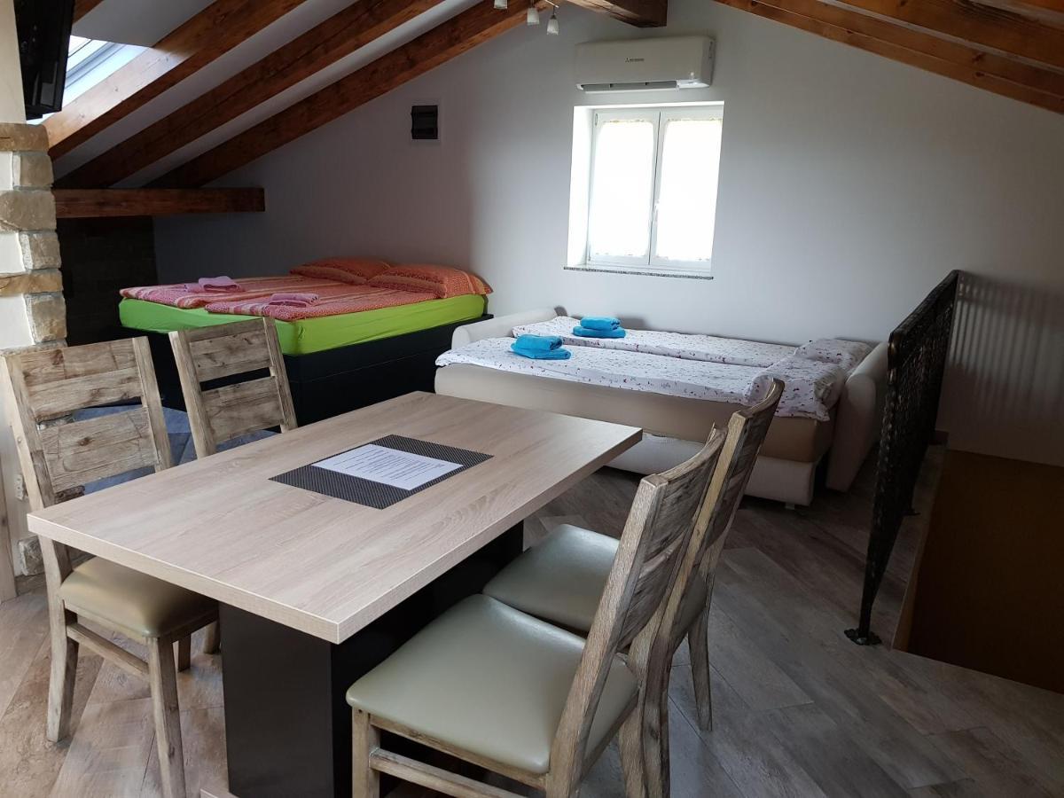 Apartments Villa Irena 코페르 외부 사진
